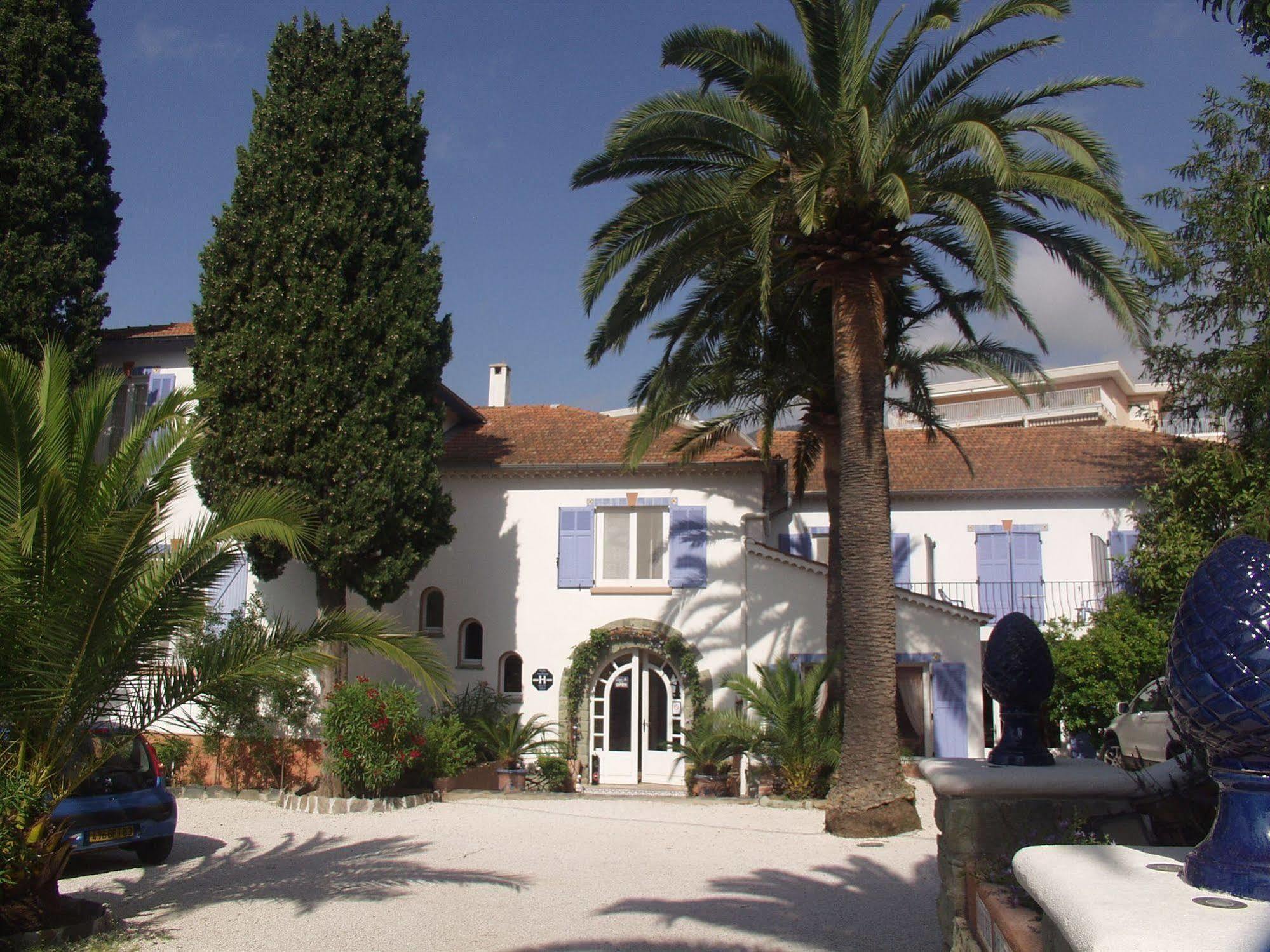 Hotel Villa Provencale Cavalaire-sur-Mer Exterior photo