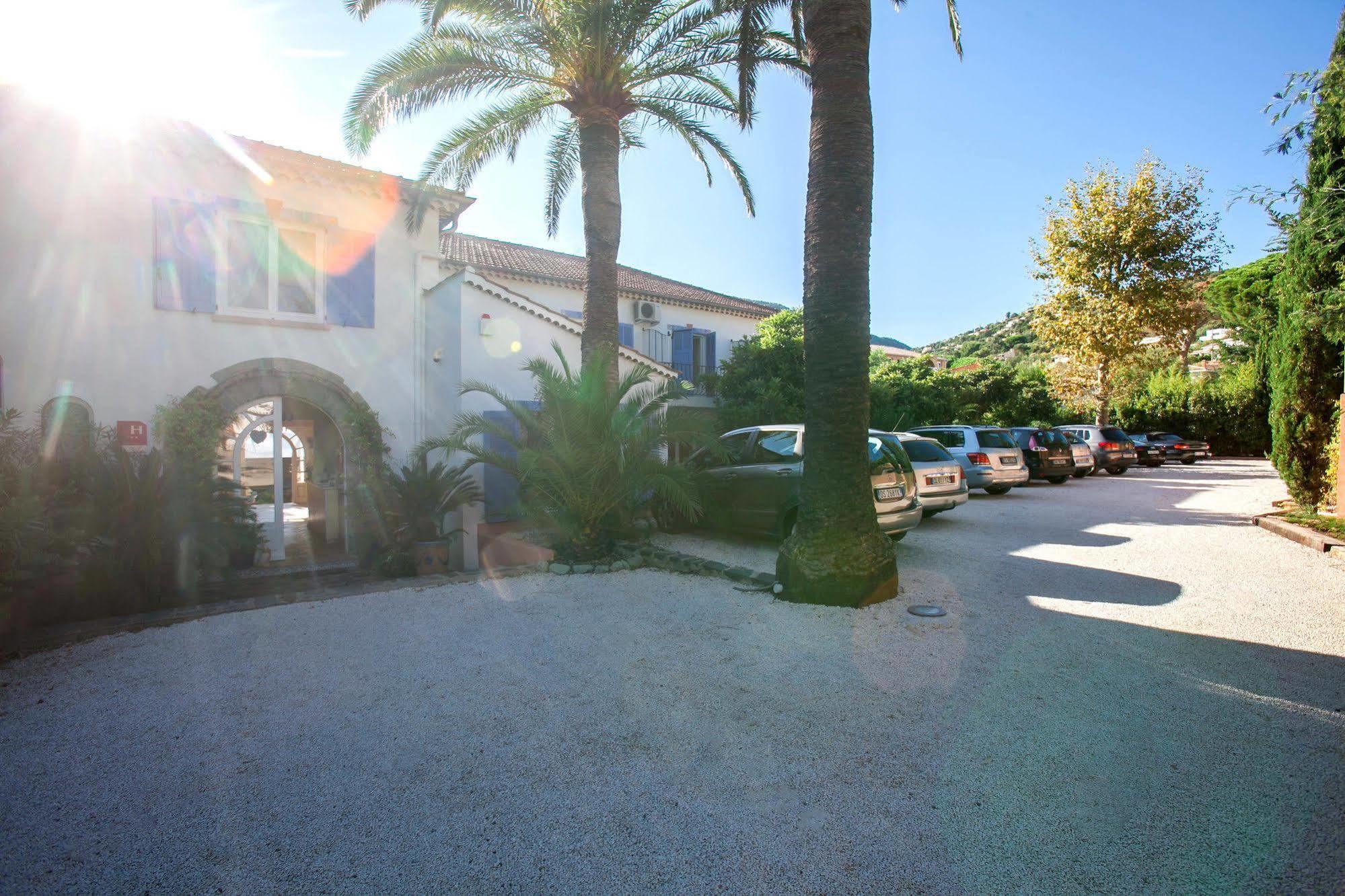 Hotel Villa Provencale Cavalaire-sur-Mer Exterior photo